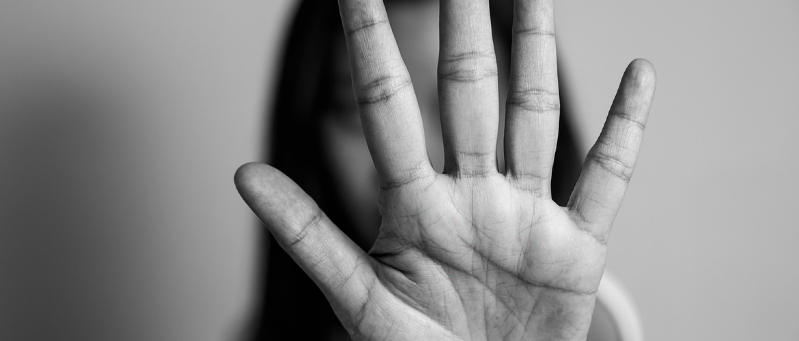 Projeto proíbe a acareação entre acusado e vítima, no caso de violência contra mulher